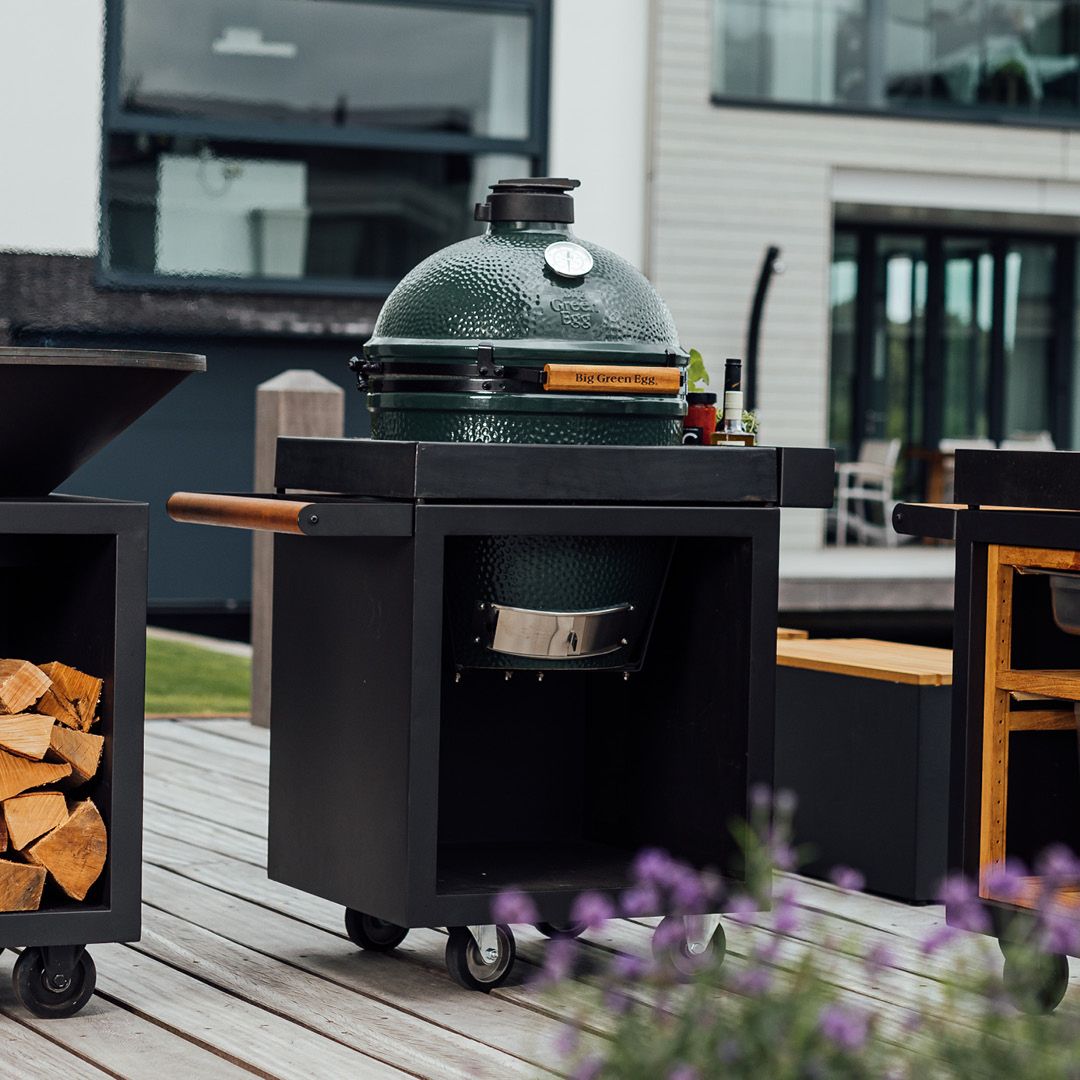 OFYR Kamado Table Black 65 PRO Concrete BGE